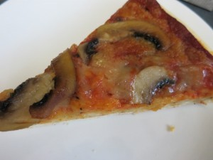 manicheese pizza